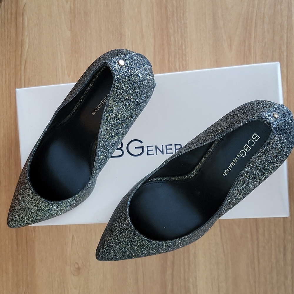 BCBG heels